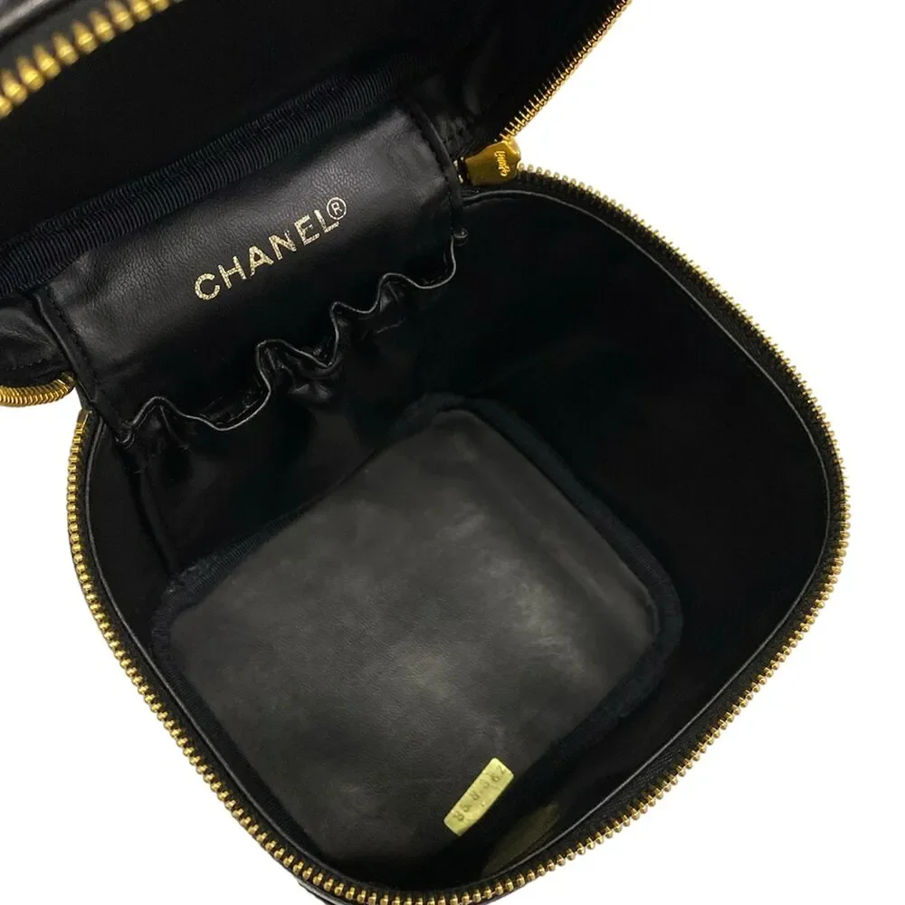CHANEL vanity bag